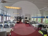 Kapal feri untuk dijual