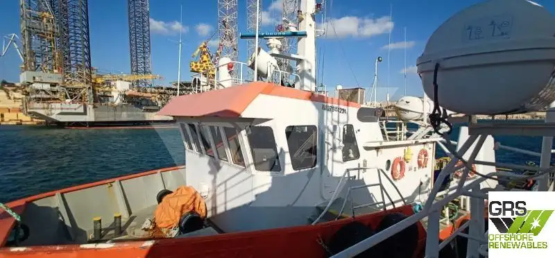 Kapal bekalan untuk dijual