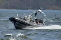 Kapal getah kaku untuk dijual