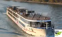 Kapal pelayaran untuk dijual