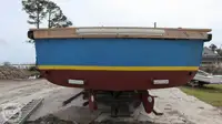 Kapal rondaan untuk dijual
