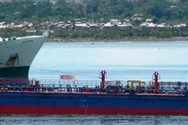 Oil/Chemical tanker for sale