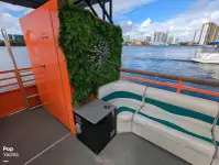 Kapal pelayaran untuk dijual