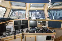 Kapal anak kapal untuk dijual