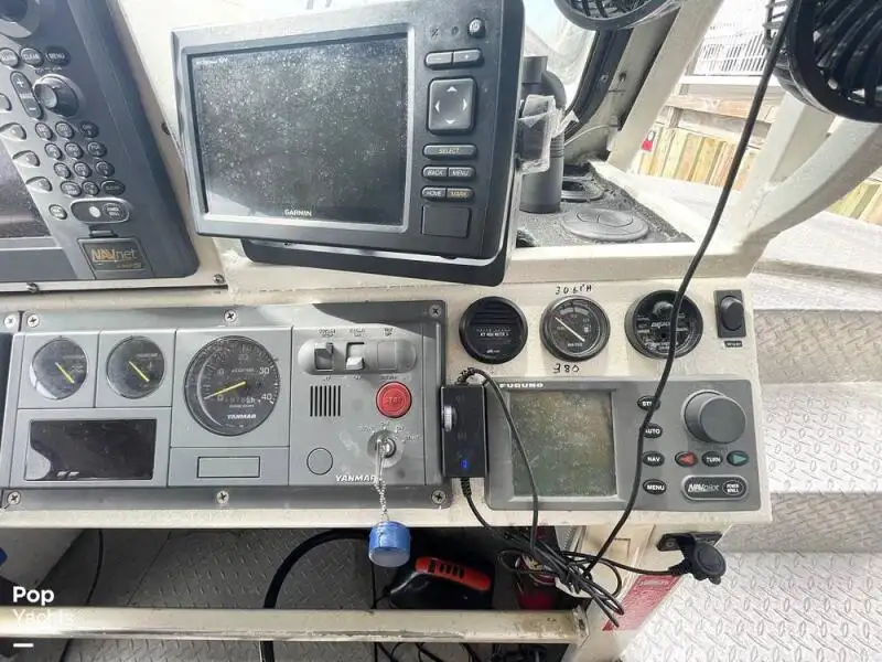 Kapal pelayaran untuk dijual