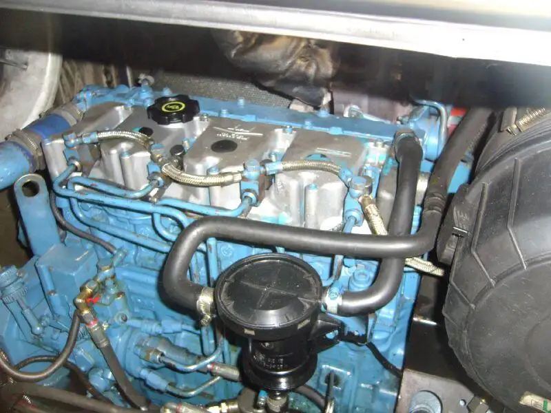 Kapal rondaan untuk dijual