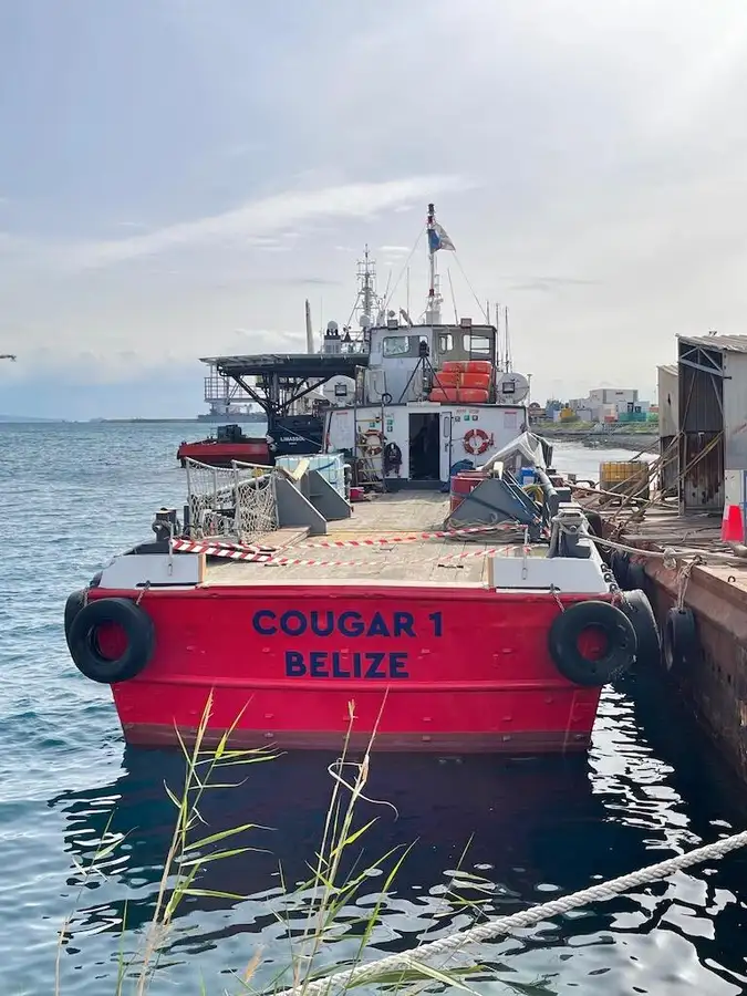Kapal kontena untuk dijual