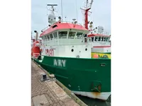 Kapal bekalan untuk dijual