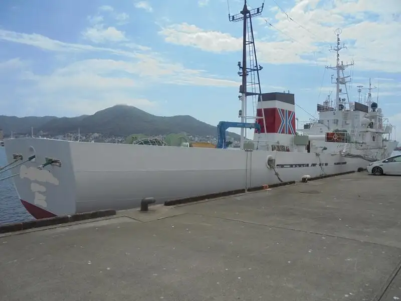 Kapal rondaan untuk dijual