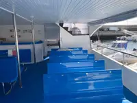 Kapal pelayaran untuk dijual