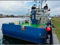 Kapal bekalan untuk dijual