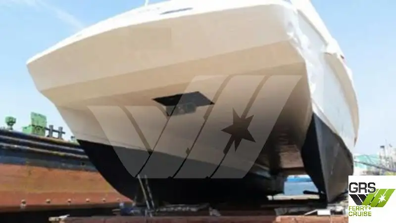 Kapal pelayaran untuk dijual