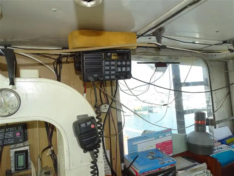 Kapal kerja untuk dijual
