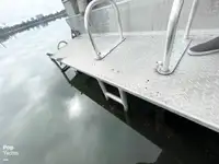 Kapal pelayaran untuk dijual