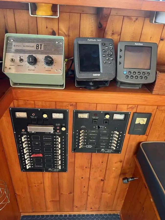 Kapal tunda untuk dijual