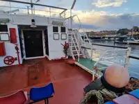 Kapal pelayaran untuk dijual
