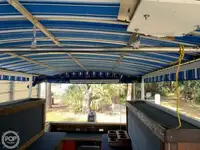 Kapal pelayaran untuk dijual