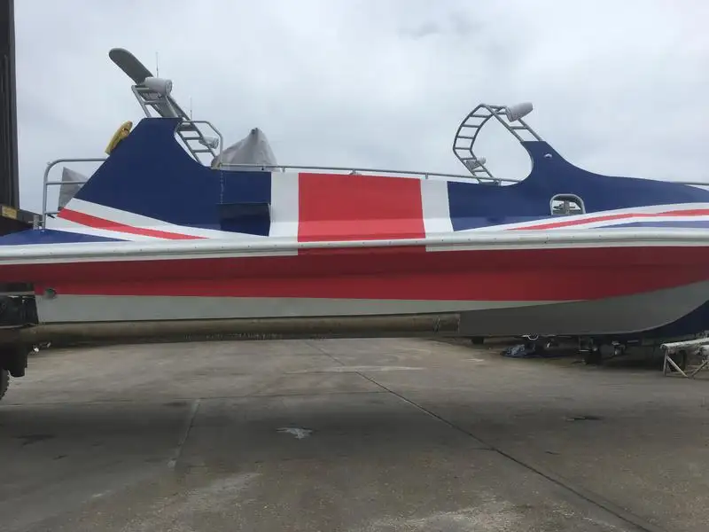Kapal pelayaran untuk dijual