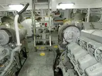 Kapal rondaan untuk dijual