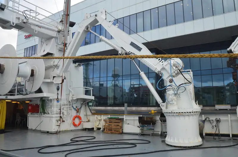 Kapal kontena untuk dijual