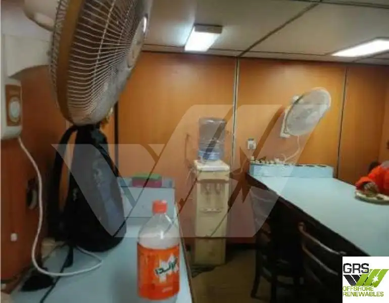Kapal tinjauan untuk dijual