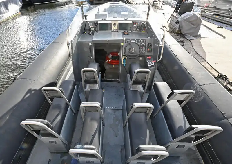 Kapal getah kaku untuk dijual