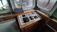 Kapal bekalan untuk dijual