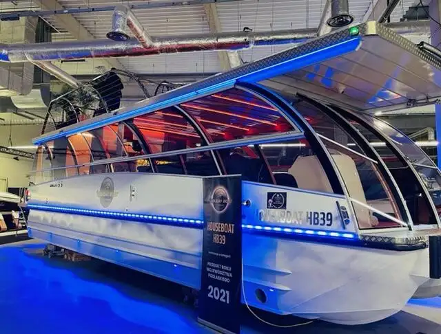 Kapal layar untuk dijual