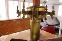 Kapal feri untuk dijual