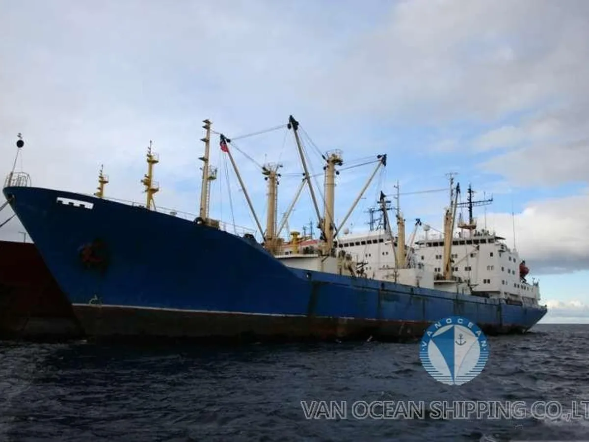 Kapal peti sejuk untuk dijual
