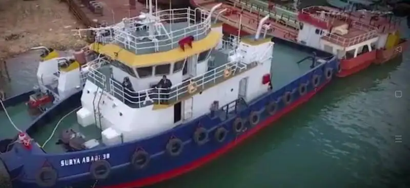 Kapal tunda untuk dijual
