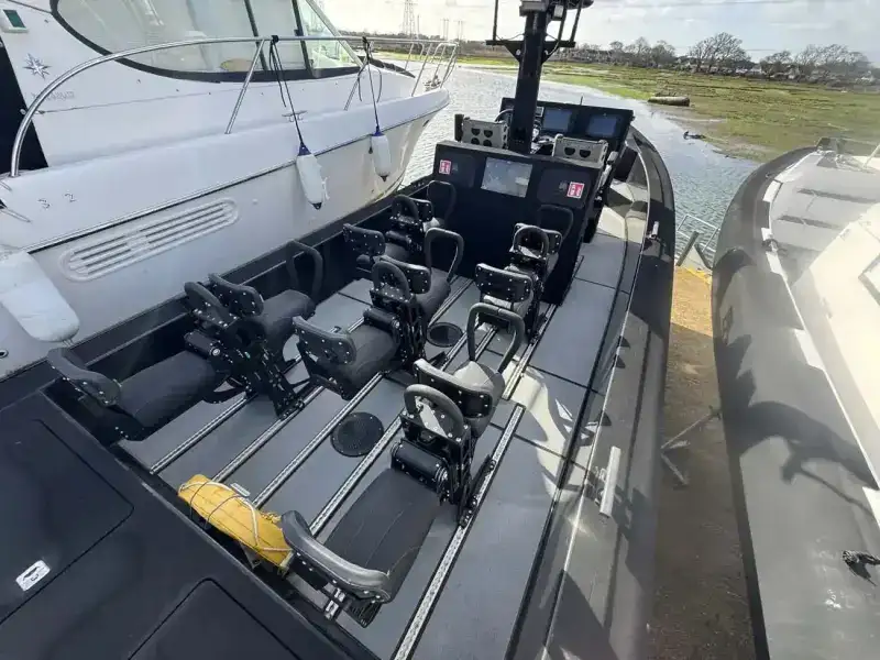 Kapal getah kaku untuk dijual