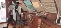 Kapal pelayaran untuk dijual