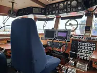 Kapal kerja untuk dijual