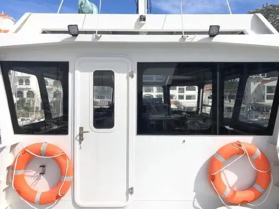Kapal layar untuk dijual