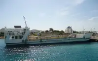 Kapal feri untuk jualan