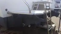Kapal kerja untuk dijual