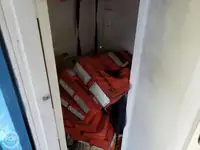 Kapal feri untuk dijual