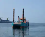 Kapal kerja untuk dijual