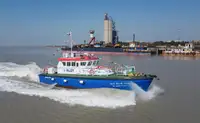 Kapal rondaan untuk dijual