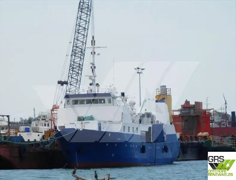 Kapal penginapan untuk dijual
