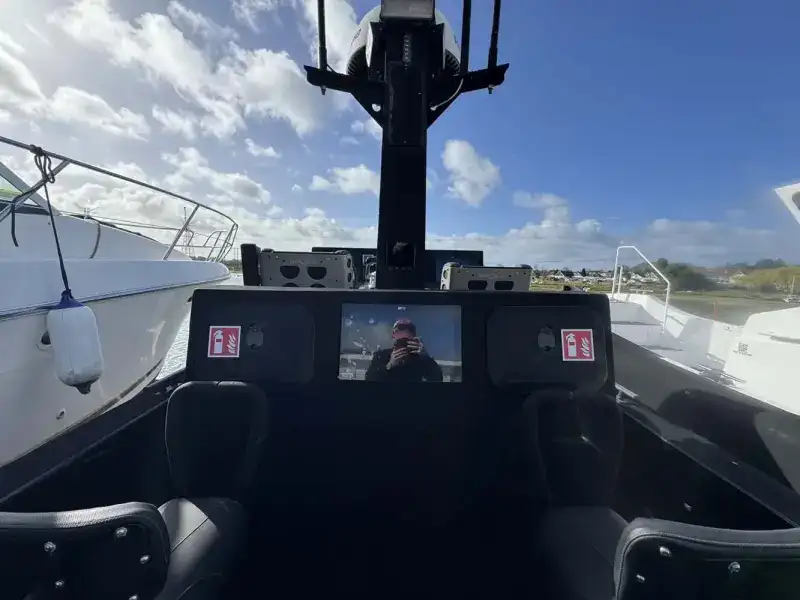 Kapal getah kaku untuk dijual