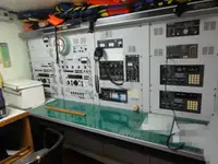 Kapal bekalan untuk dijual