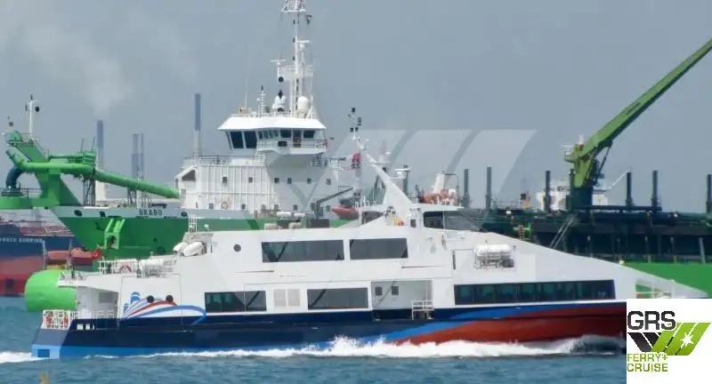 Kapal penumpang untuk dijual