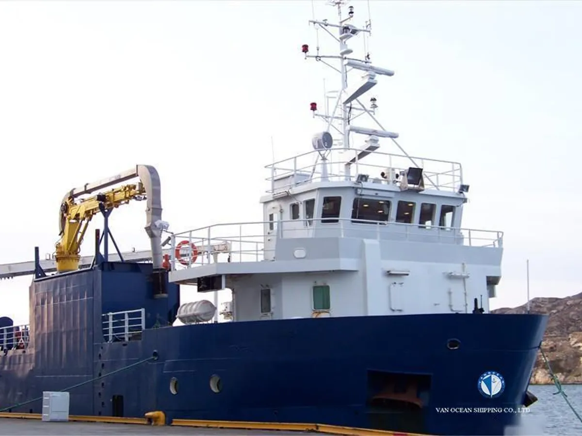 Kapal peti sejuk untuk dijual