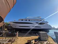 Kapal pelayaran untuk dijual
