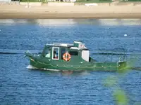 Kapal penyelamat untuk dijual
