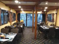 Kapal feri untuk dijual