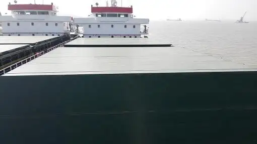Kapal pengangkut pukal untuk dijual