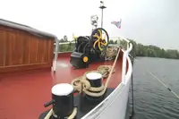 Kapal pelayaran untuk dijual